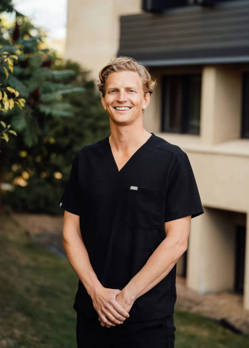 Dr. Charlie Hannon
